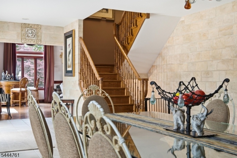 Breakfast Room (3 of 3)