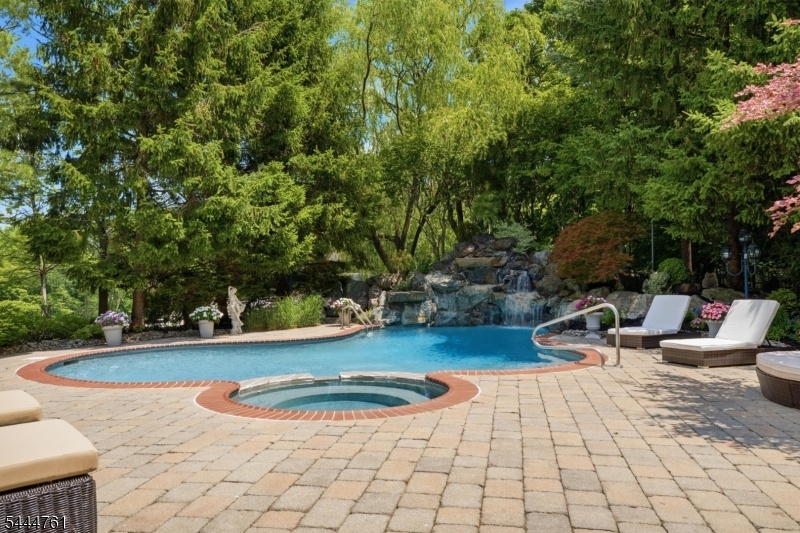 Rear of Home (3 of 8)