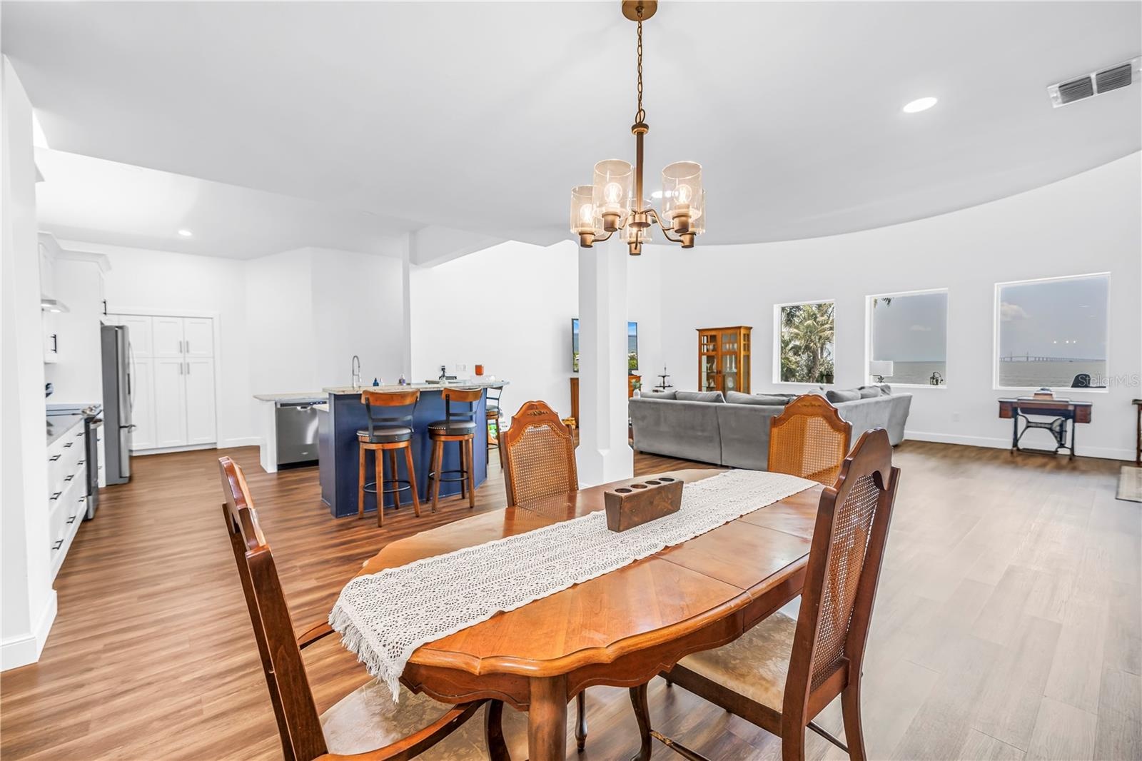 Dinning Room - 1st Floor