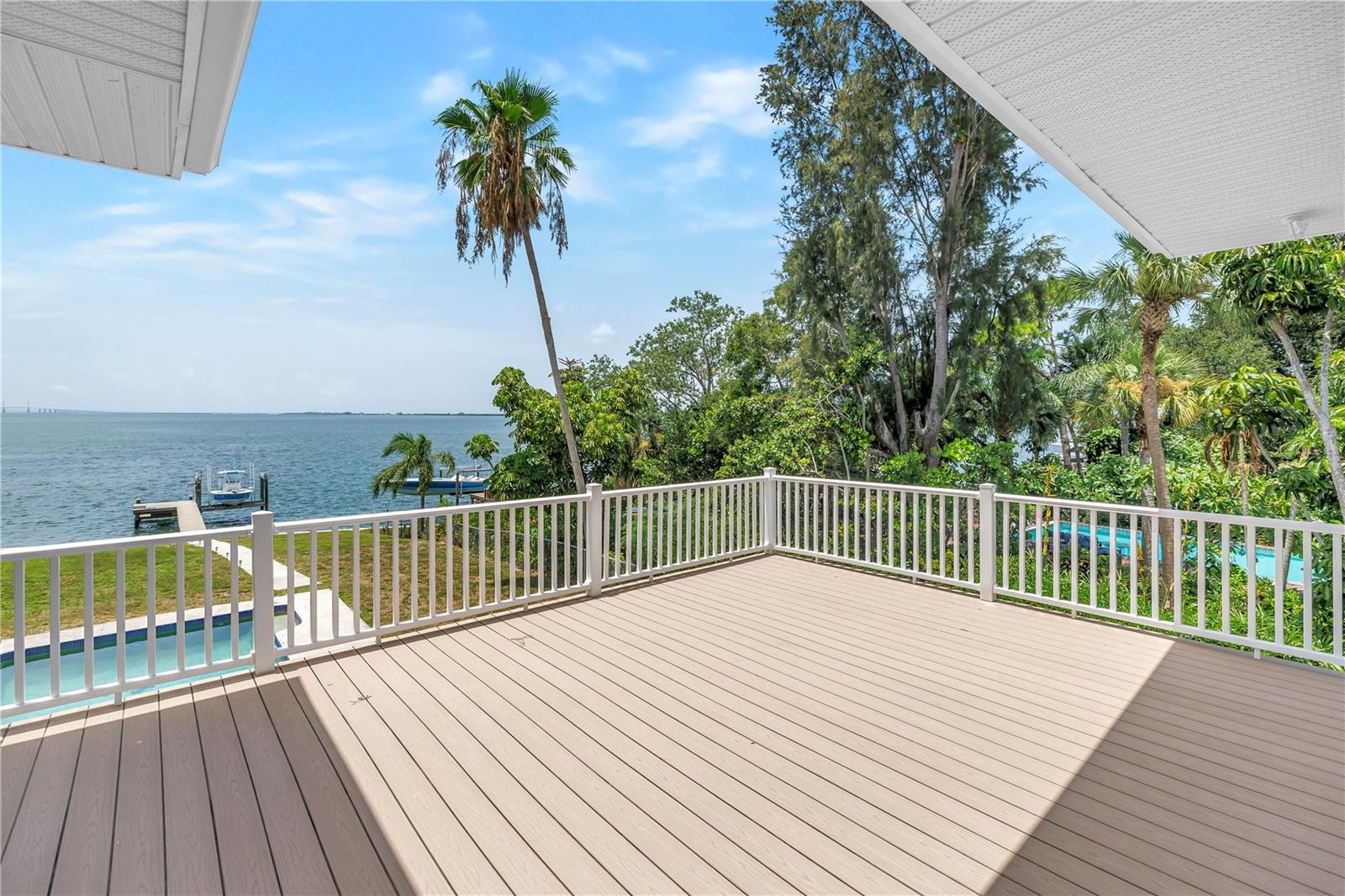 2nd Floor balcony