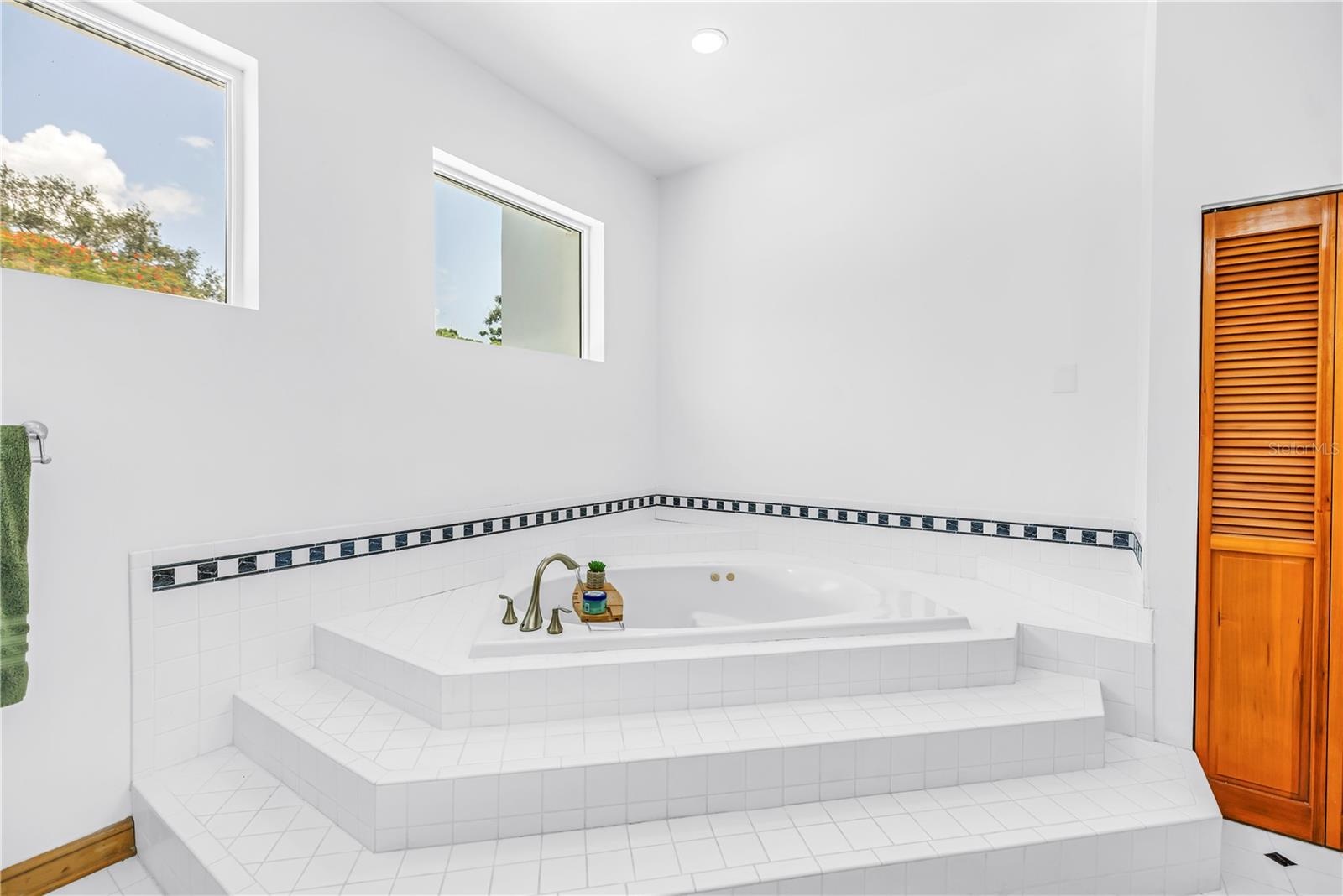 Master Bathroom - 2nd Floor