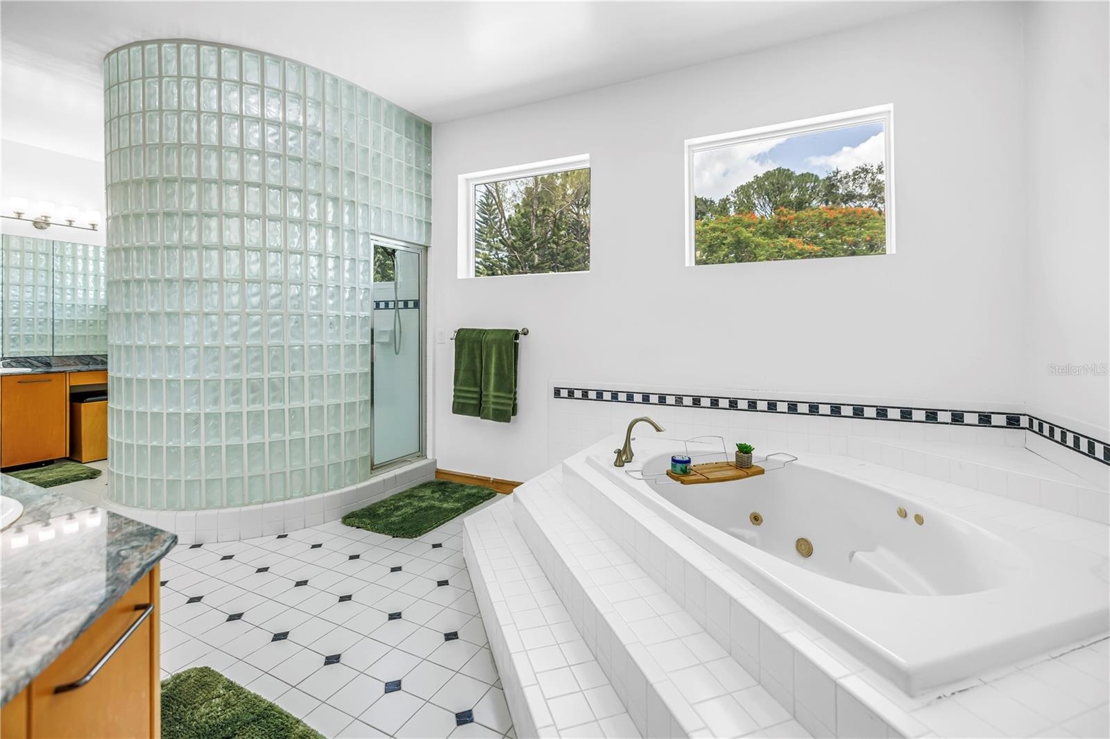 Master Bathroom - 2nd Floor