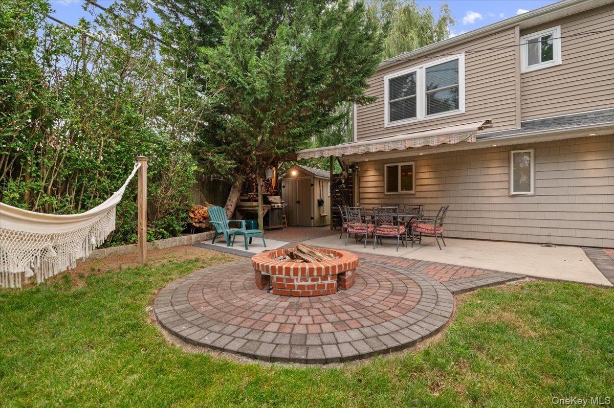 Entertainers Delight as you Bar-b-que overlooking your firepit.