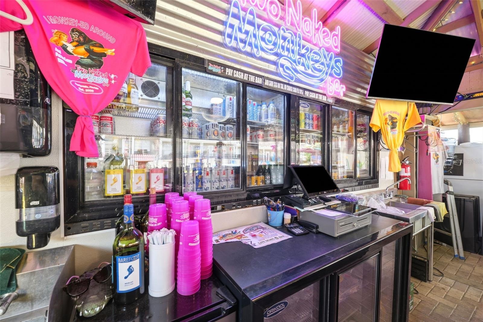 Bar / Resturant / Music Venue