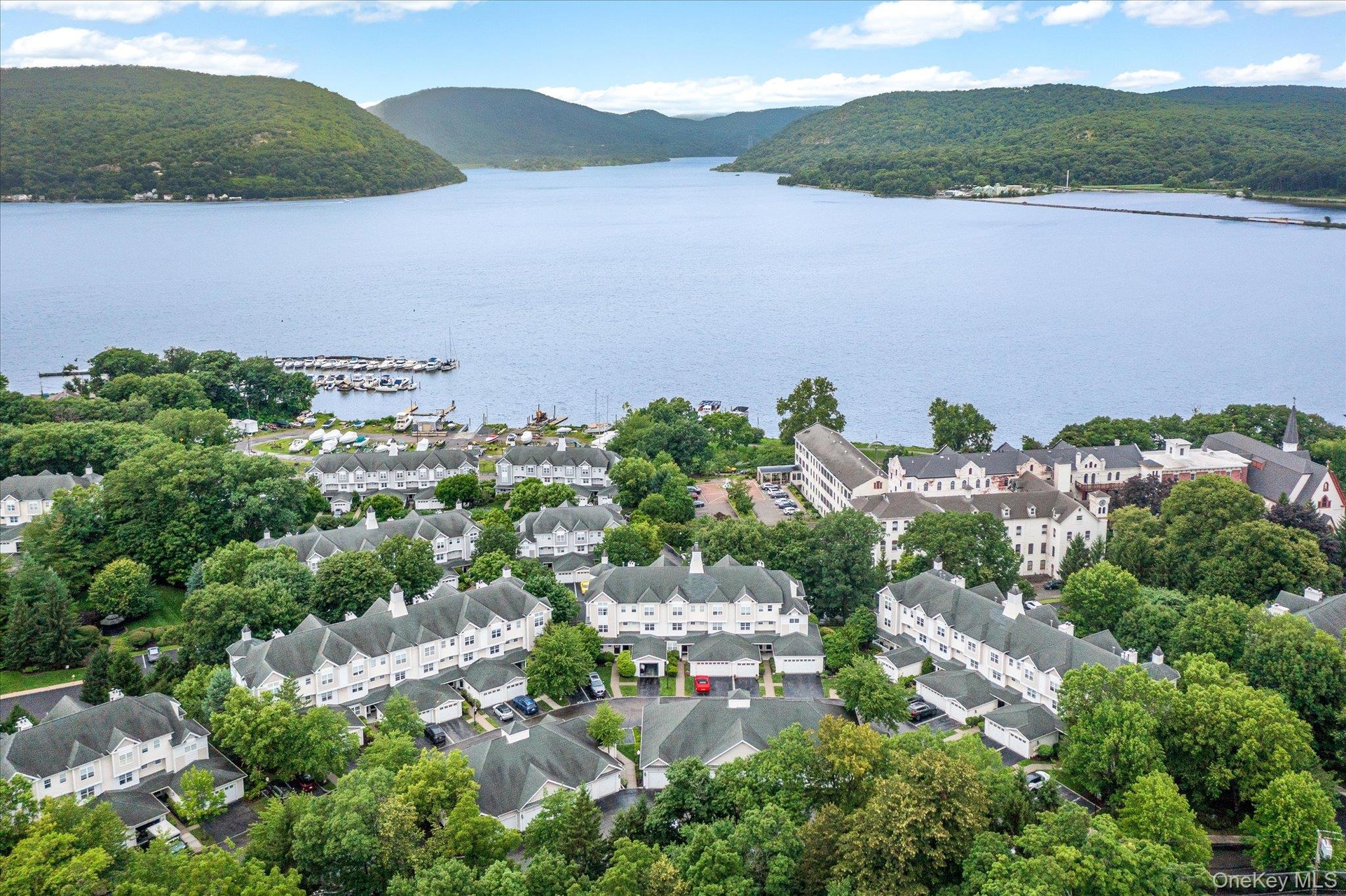 Riverbend offers spectacular views of the Hudson River!