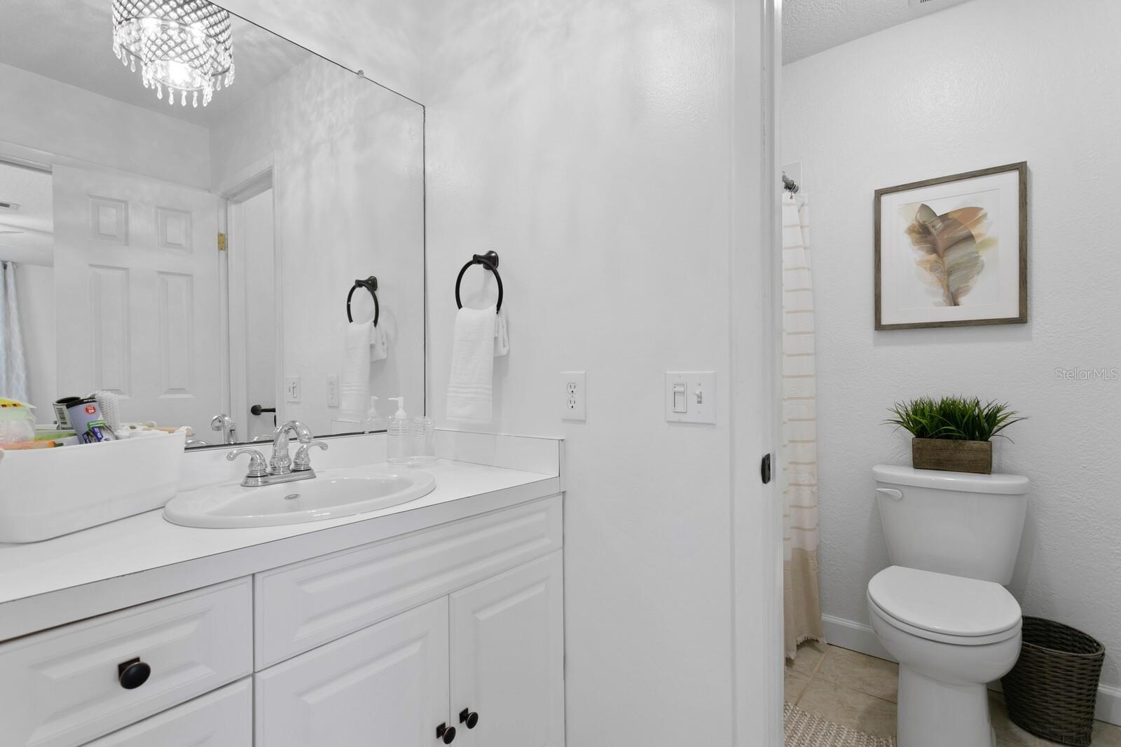 Primary Bathroom En-Suite