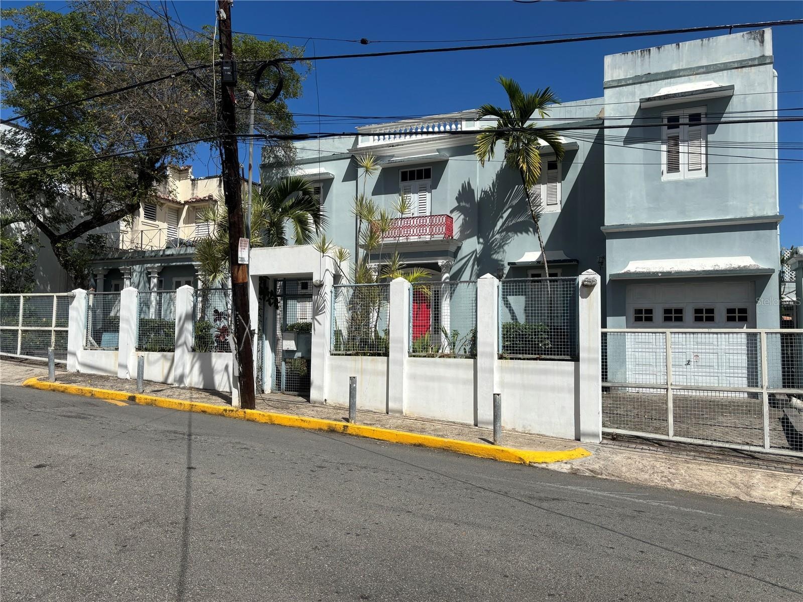 View from Calle Barbe.