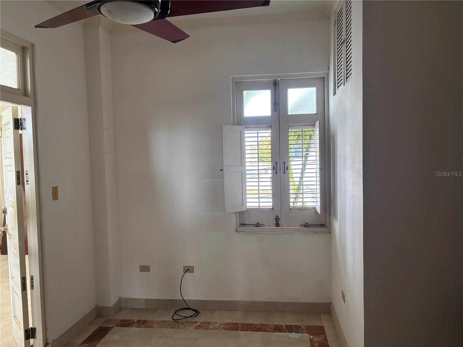 Extra space in the 2nd Bedroom between the main room and closet/entry makes it more like a bedroom suite.