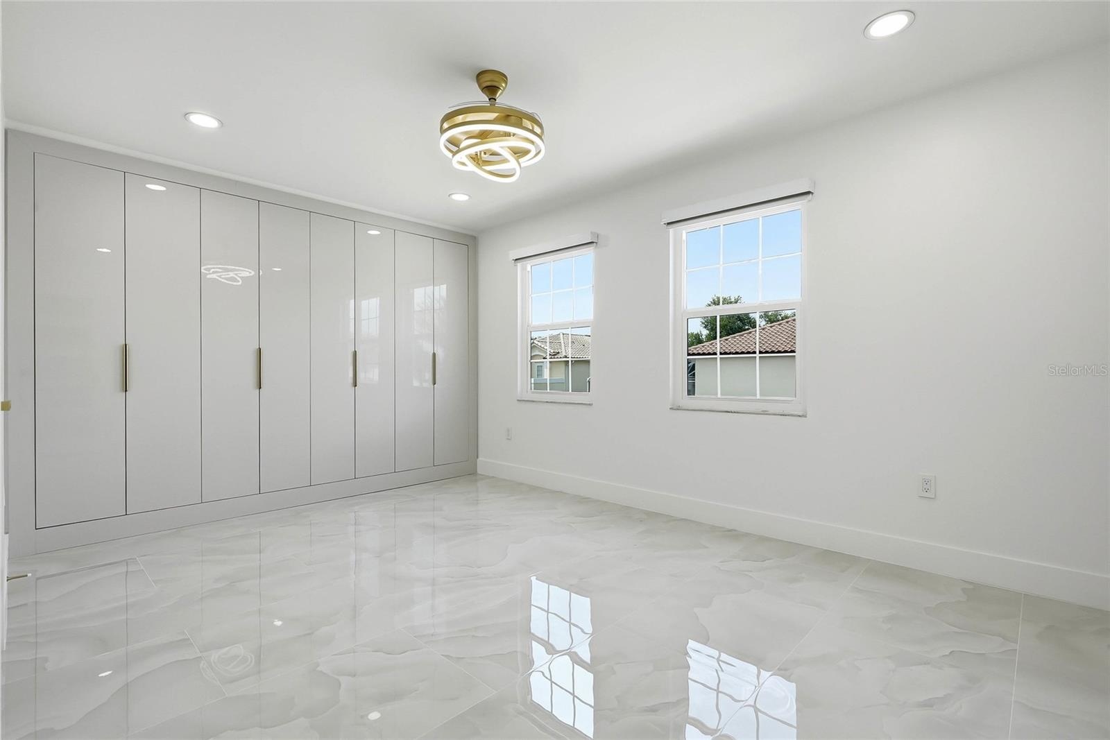 3RD BEDROOM UPSTAIRS