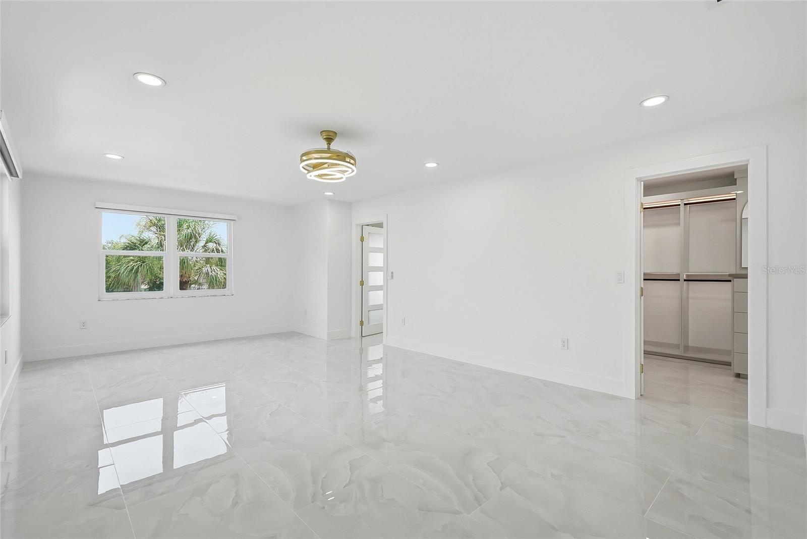 MASTER SUITE