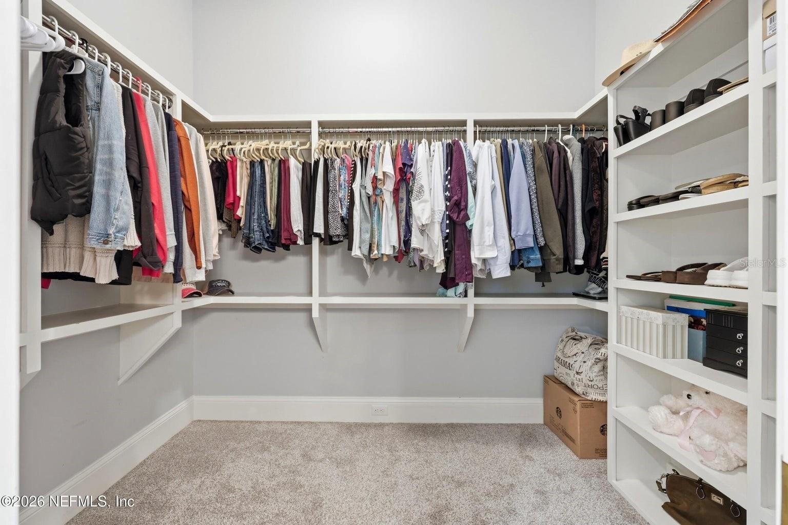 Walk-in Closet
