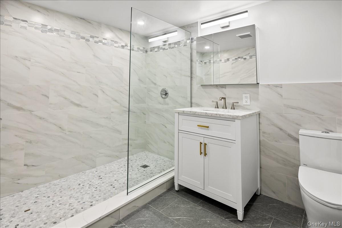 basement full bathroom
