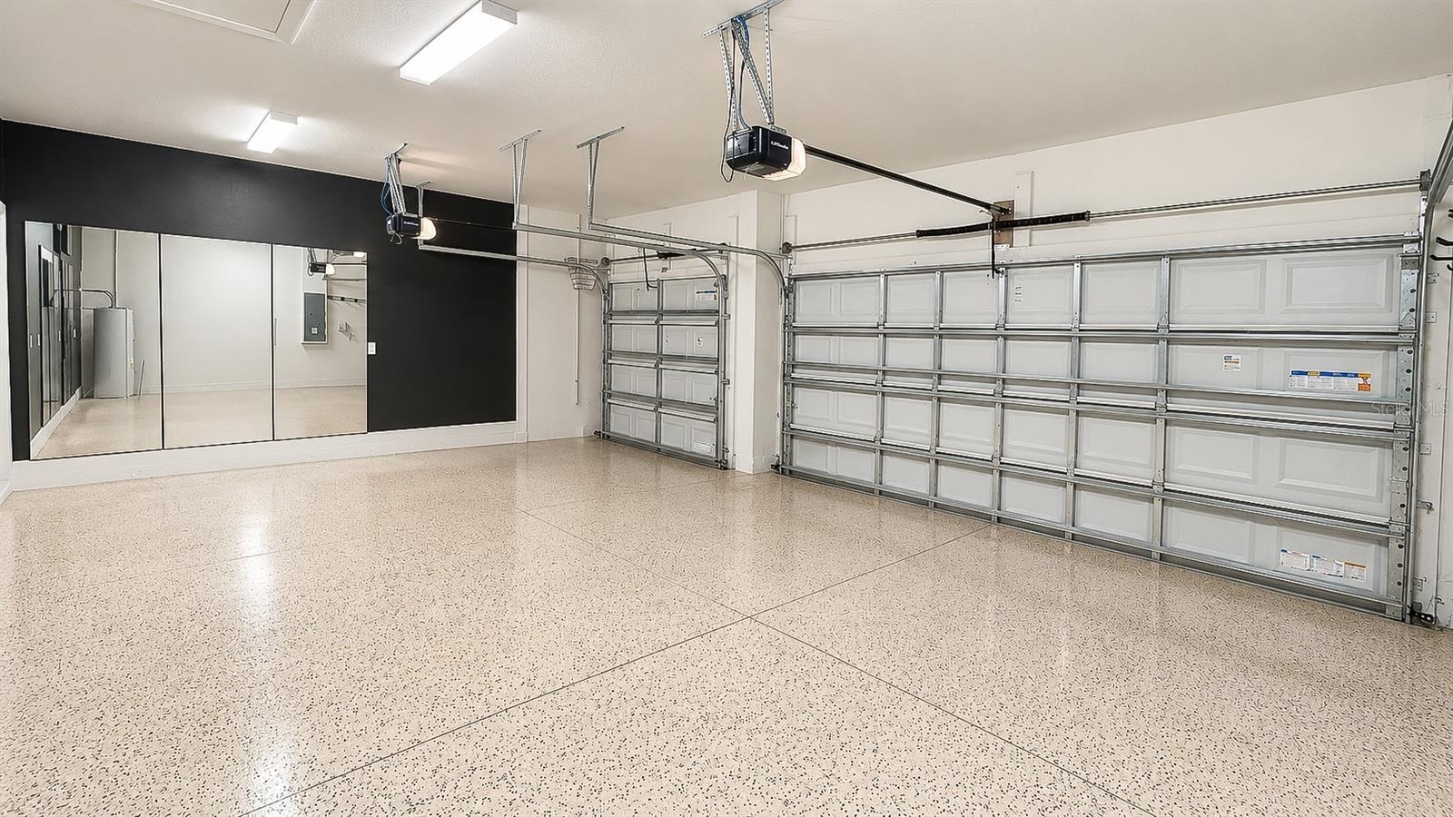3 CAR GARAGE