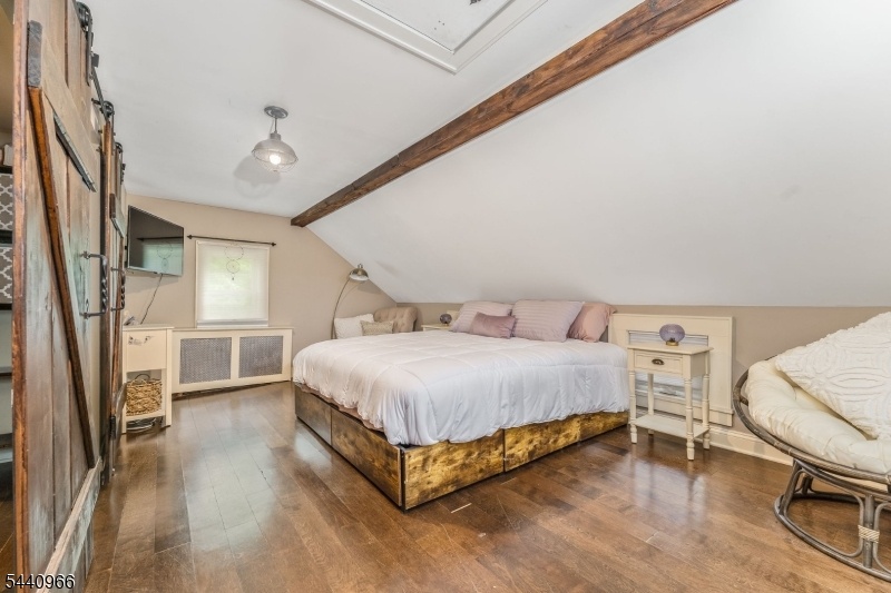 Primary Bedrom