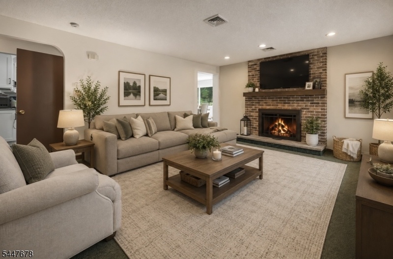 Living Room with fireplace