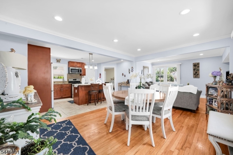 Open Concept Main Floor