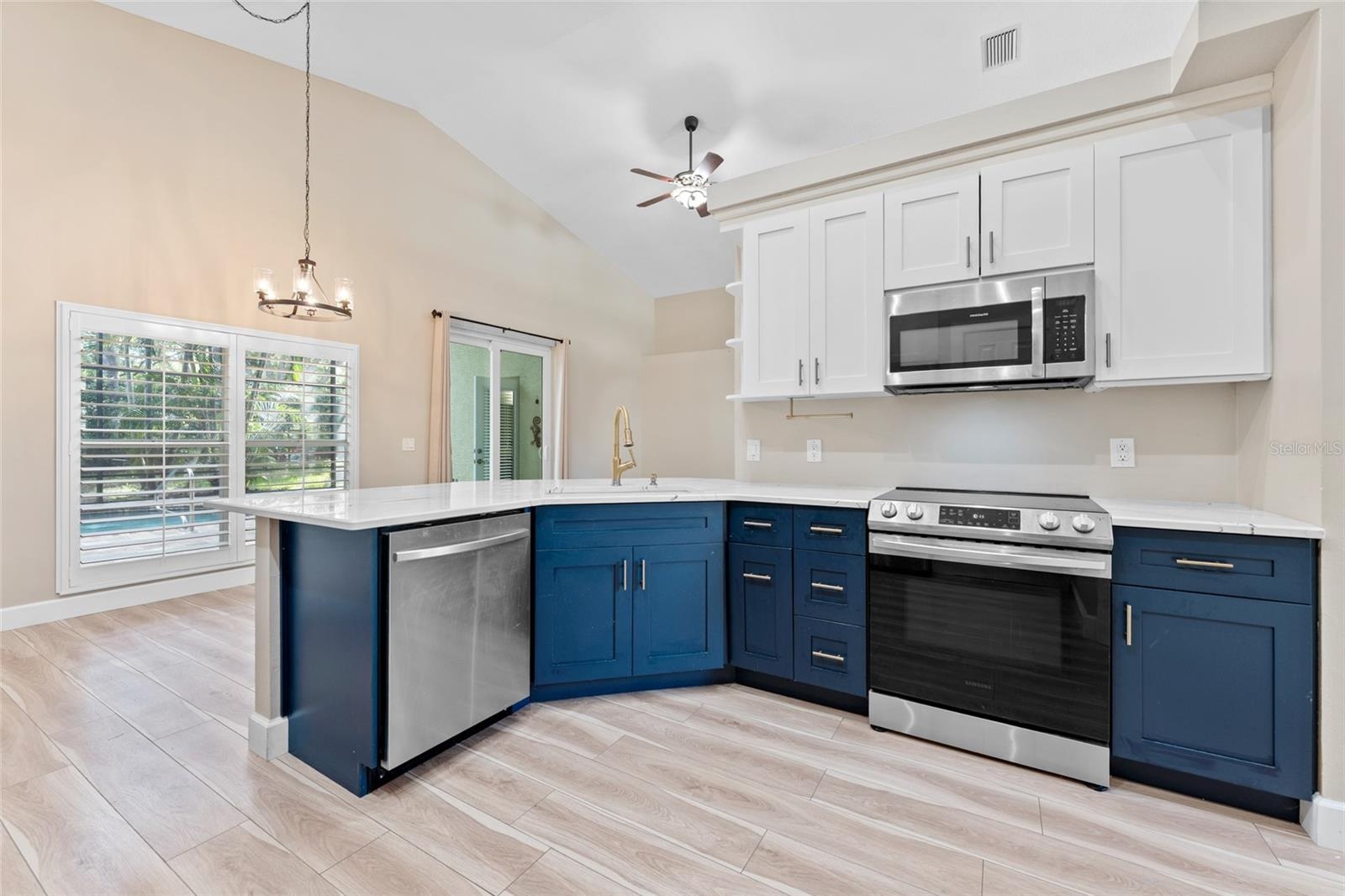 large and sunny Kitchen