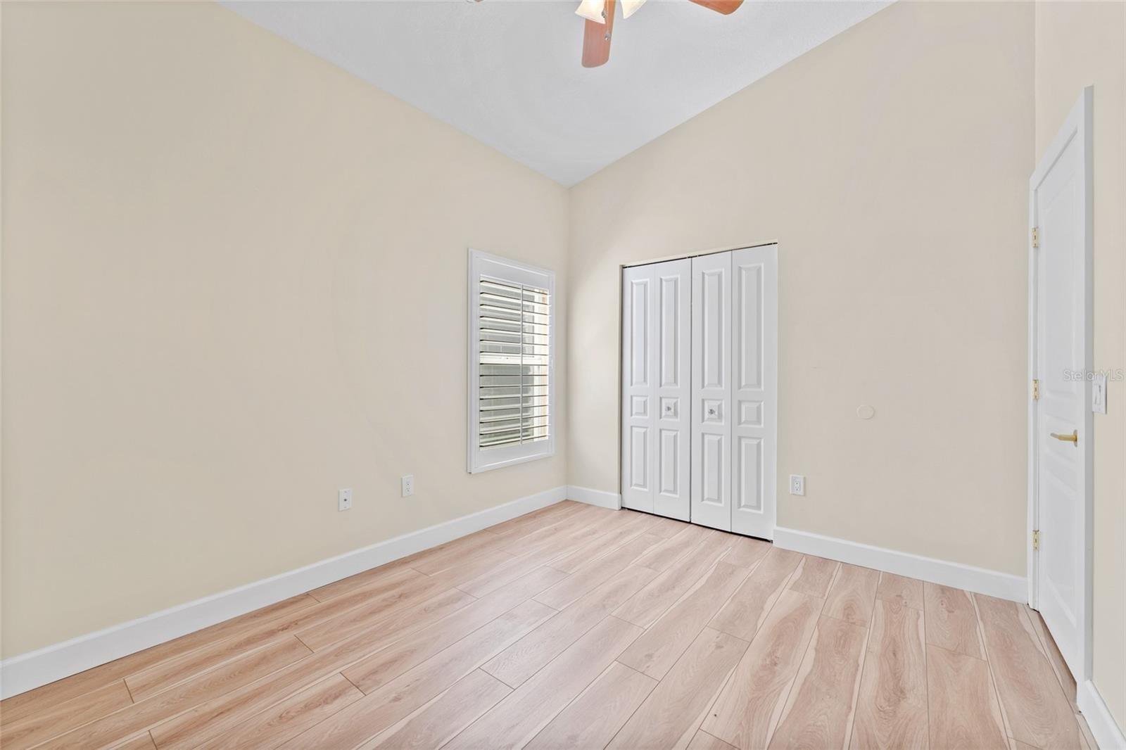 Guest bedroom