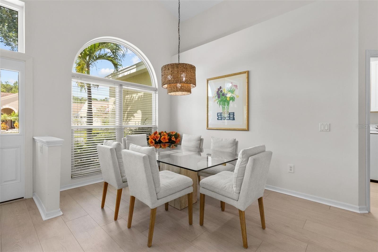 staged dining