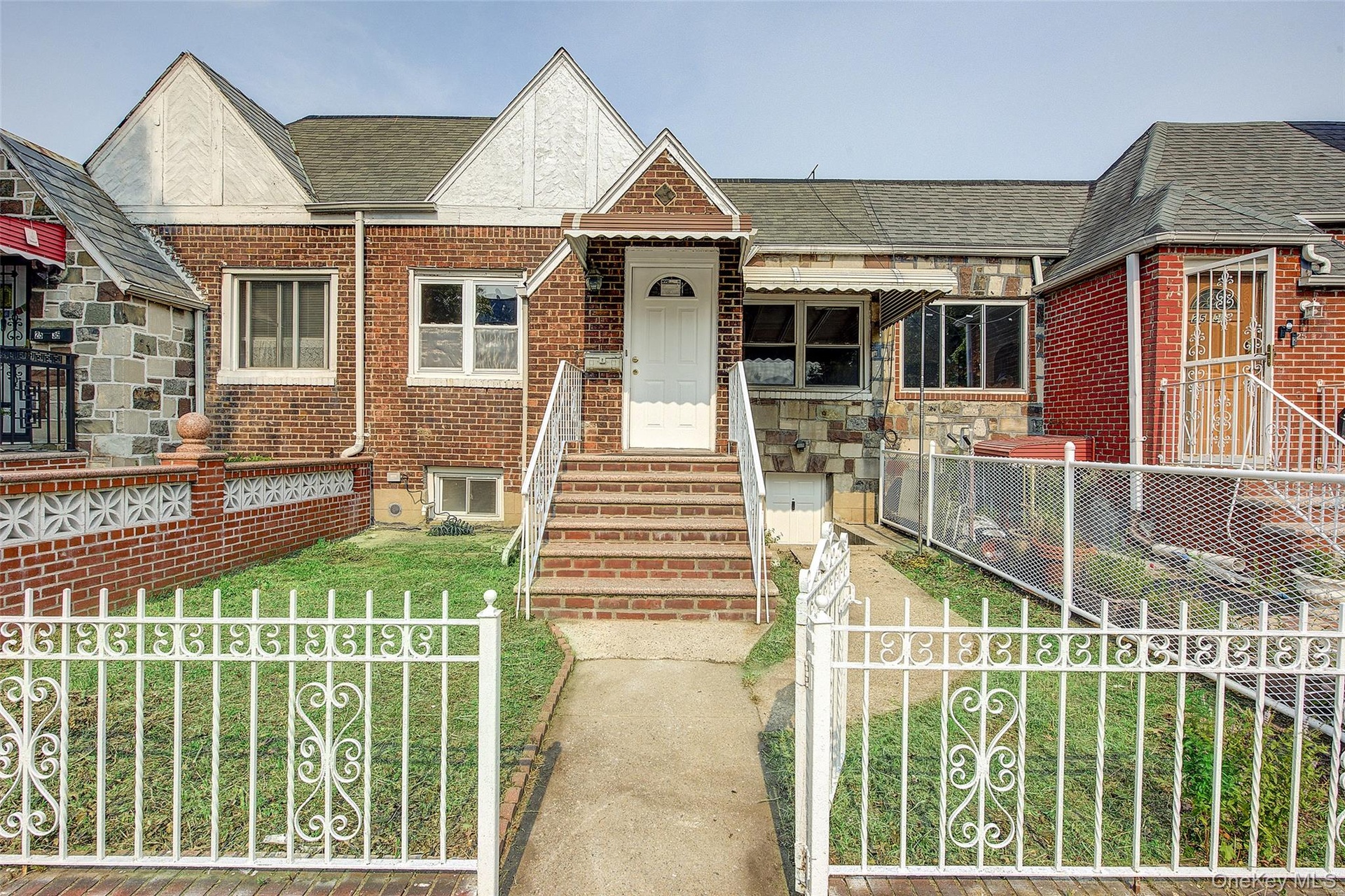 1 Story Brick Home,