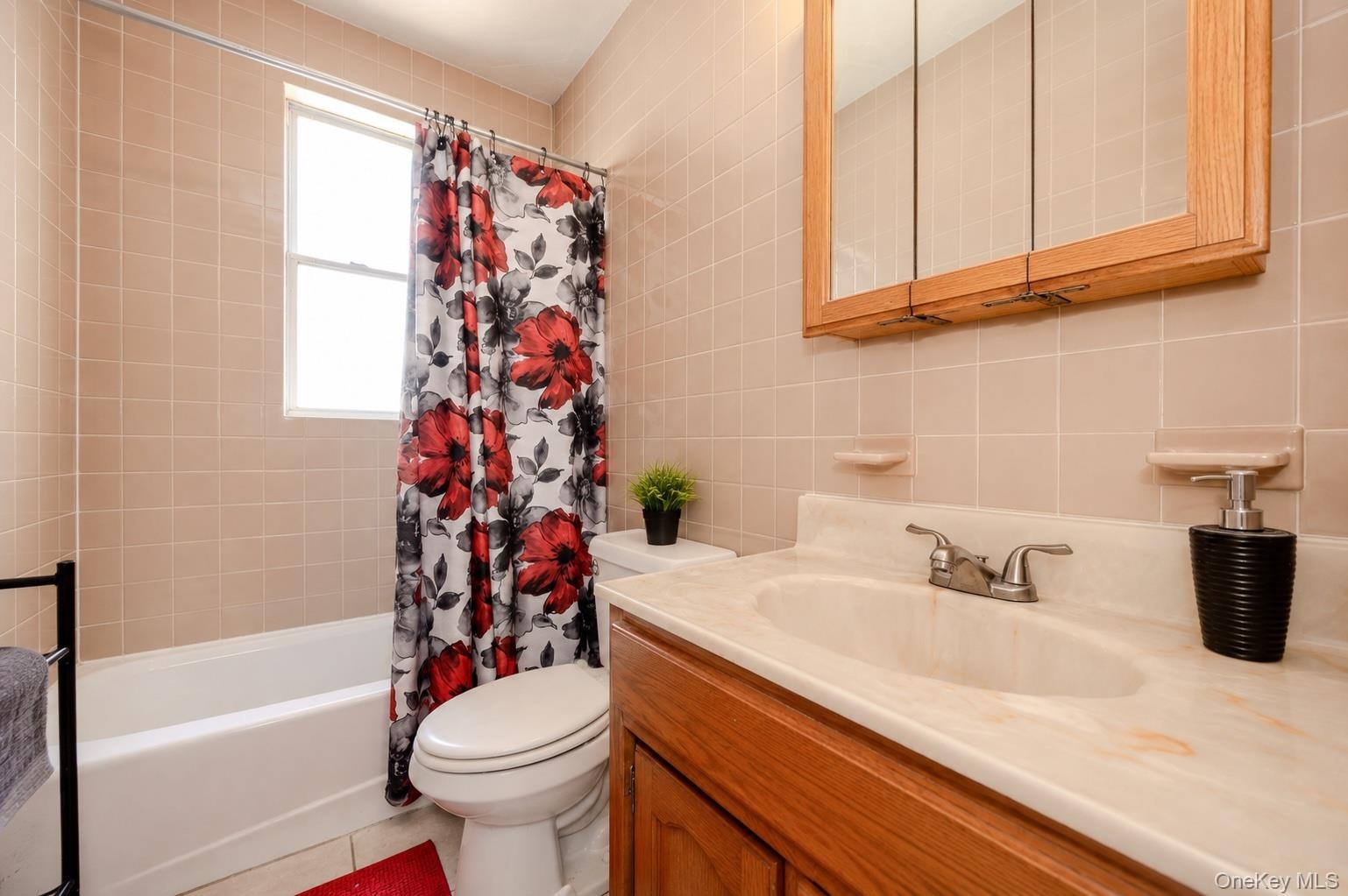 Unit 3 Bathroom