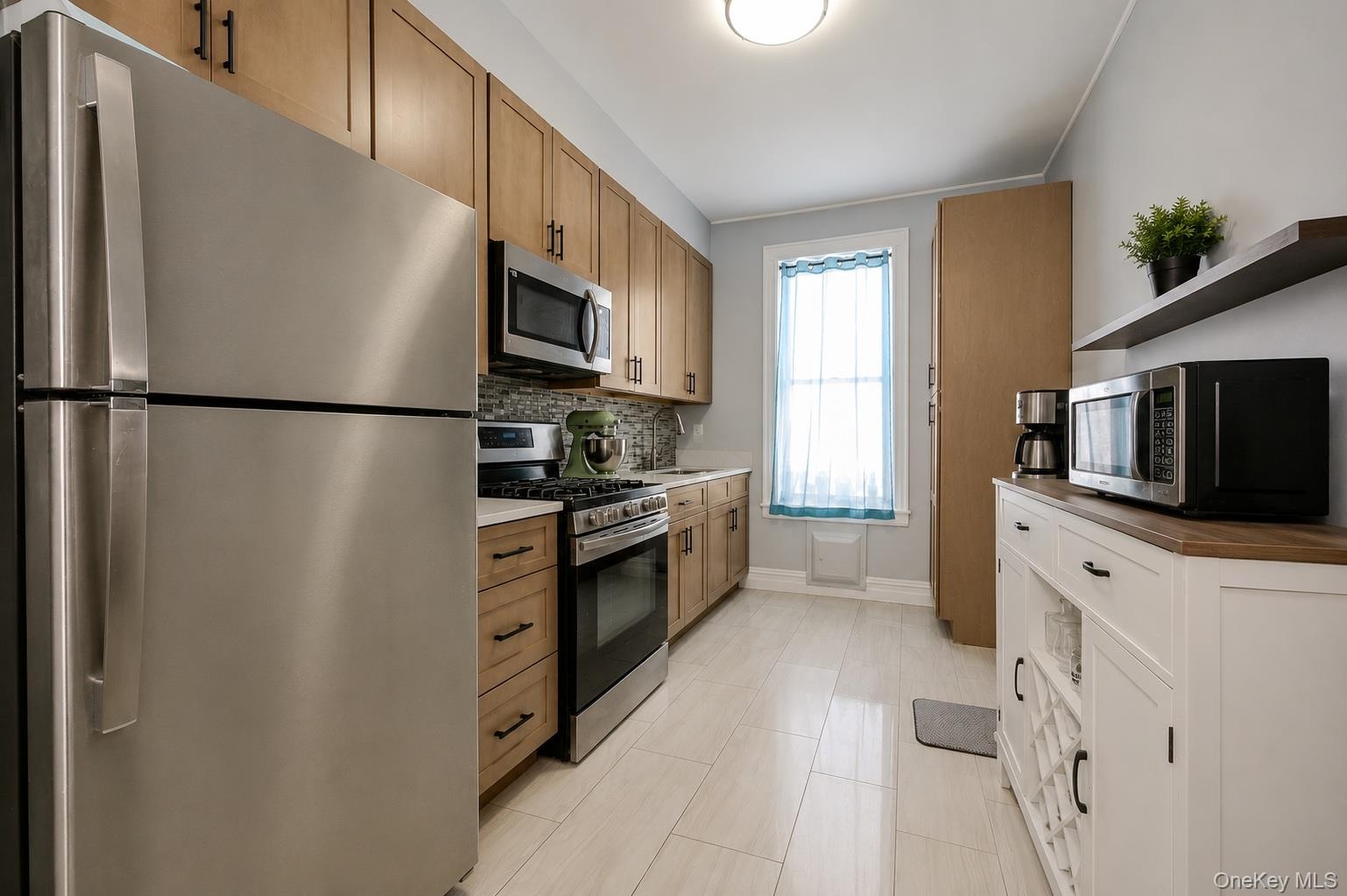 Unit 4 Kitchen