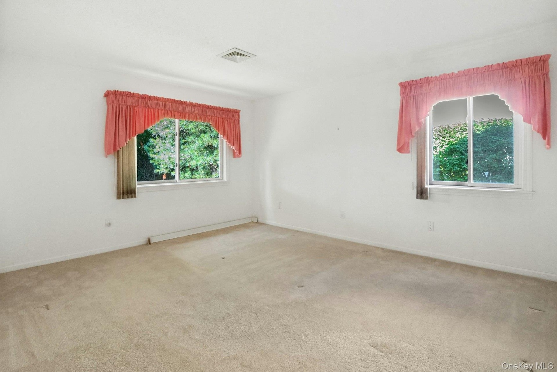With double exposure windows, allowing as much light as desired,windows facing side & rear yards.