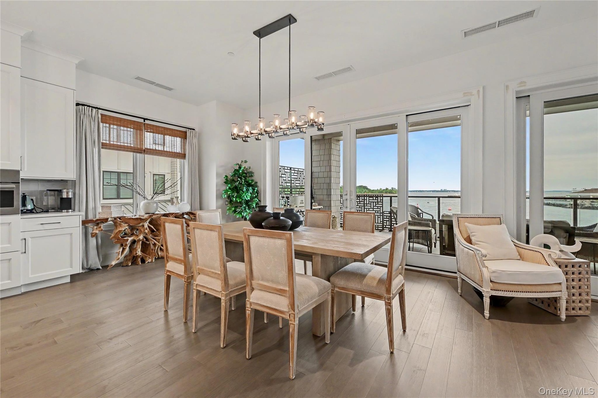 Dining area with double doors to terrace