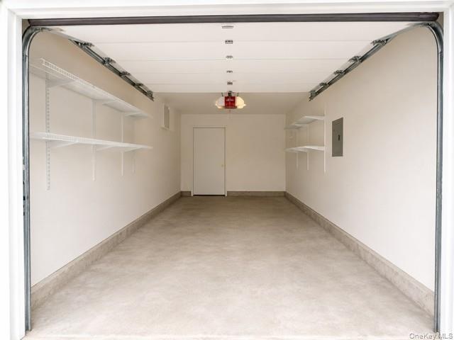One car garage