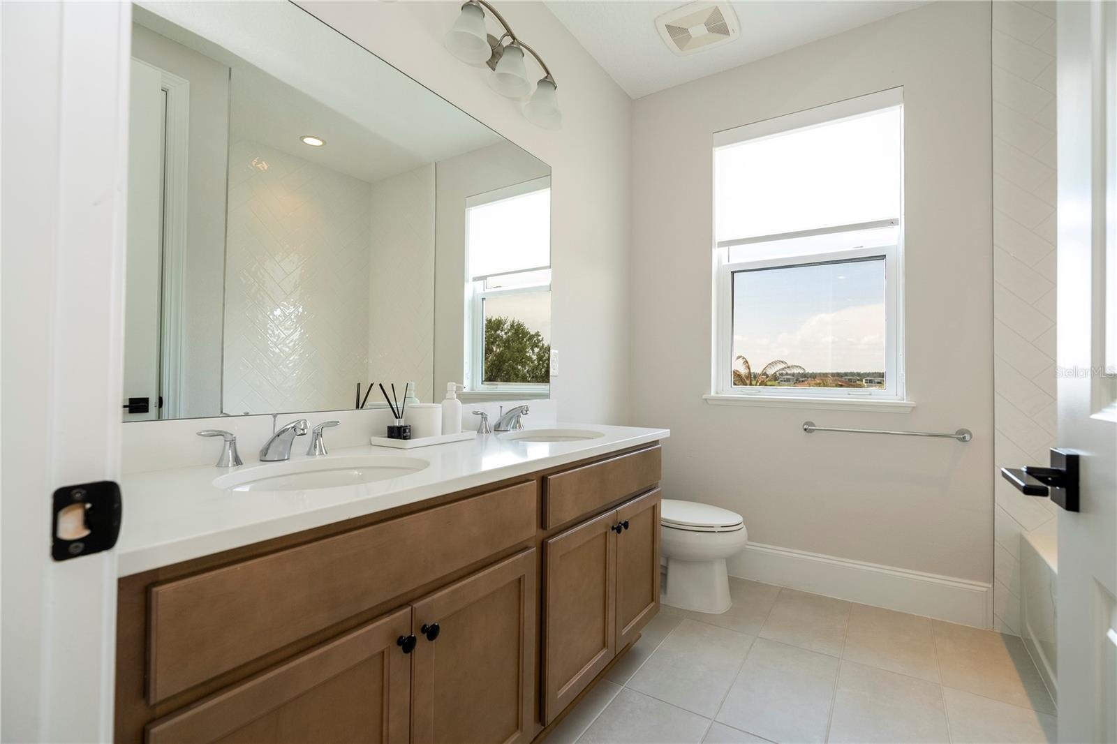 5th bathroom