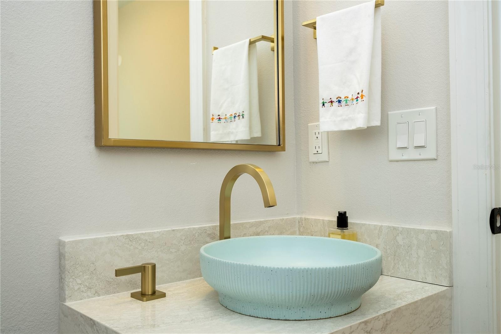 Powder room