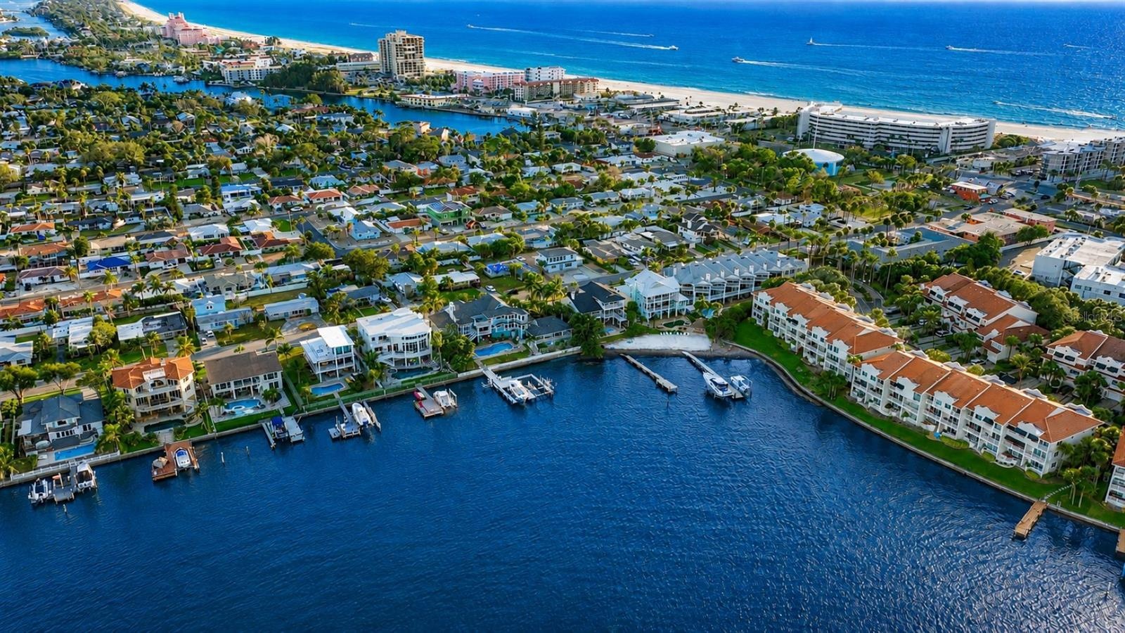 Steps to St Pete beach