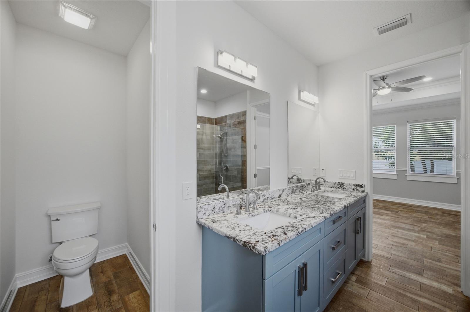 Primary Suite Bathroom