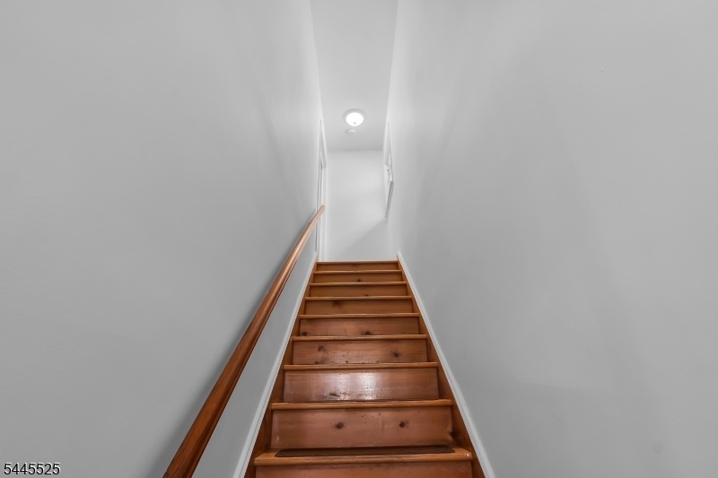stairs to 2nd floor apartment