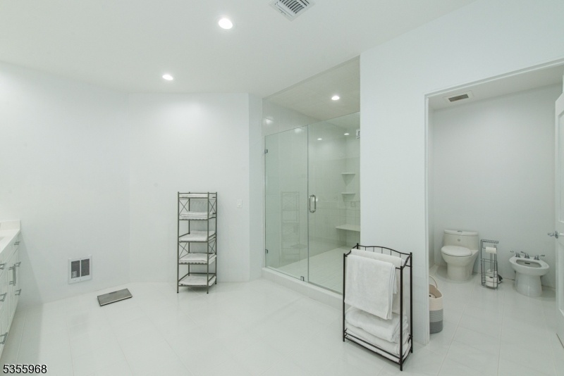 Primary Ensuite