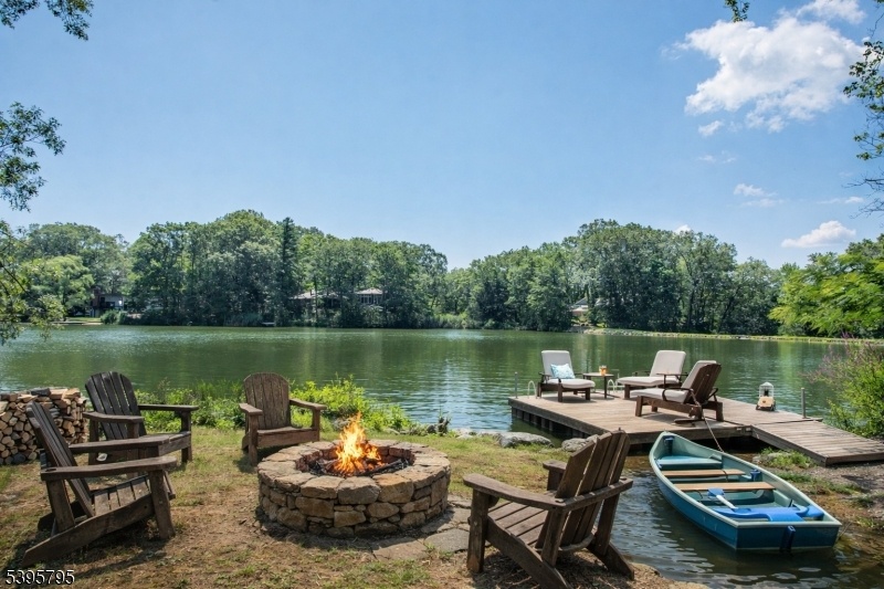 Staged lakeside space