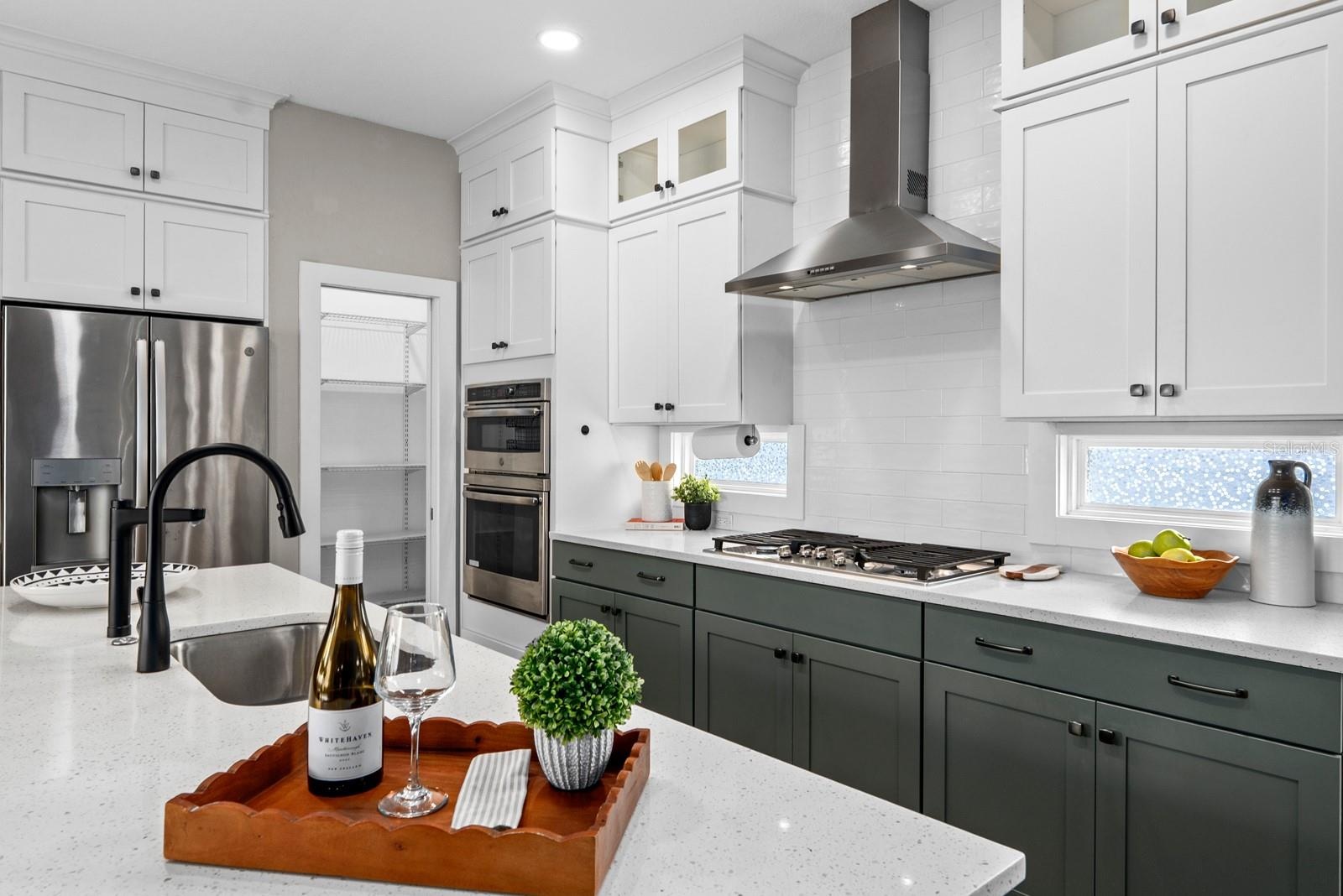 Plenty of space for weeknight dinners and holiday celebrations