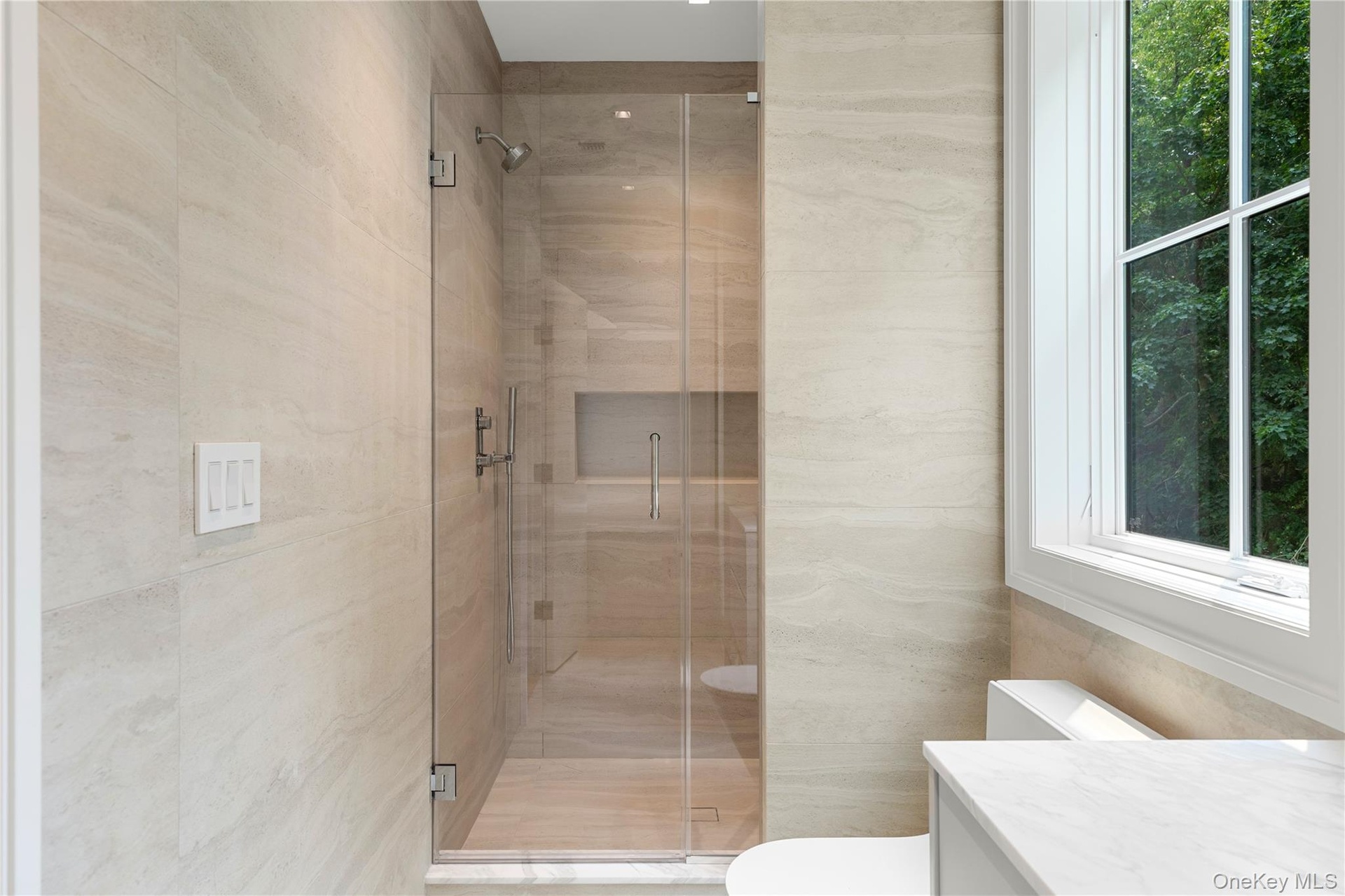 En-Suite Bathrrom Shower View