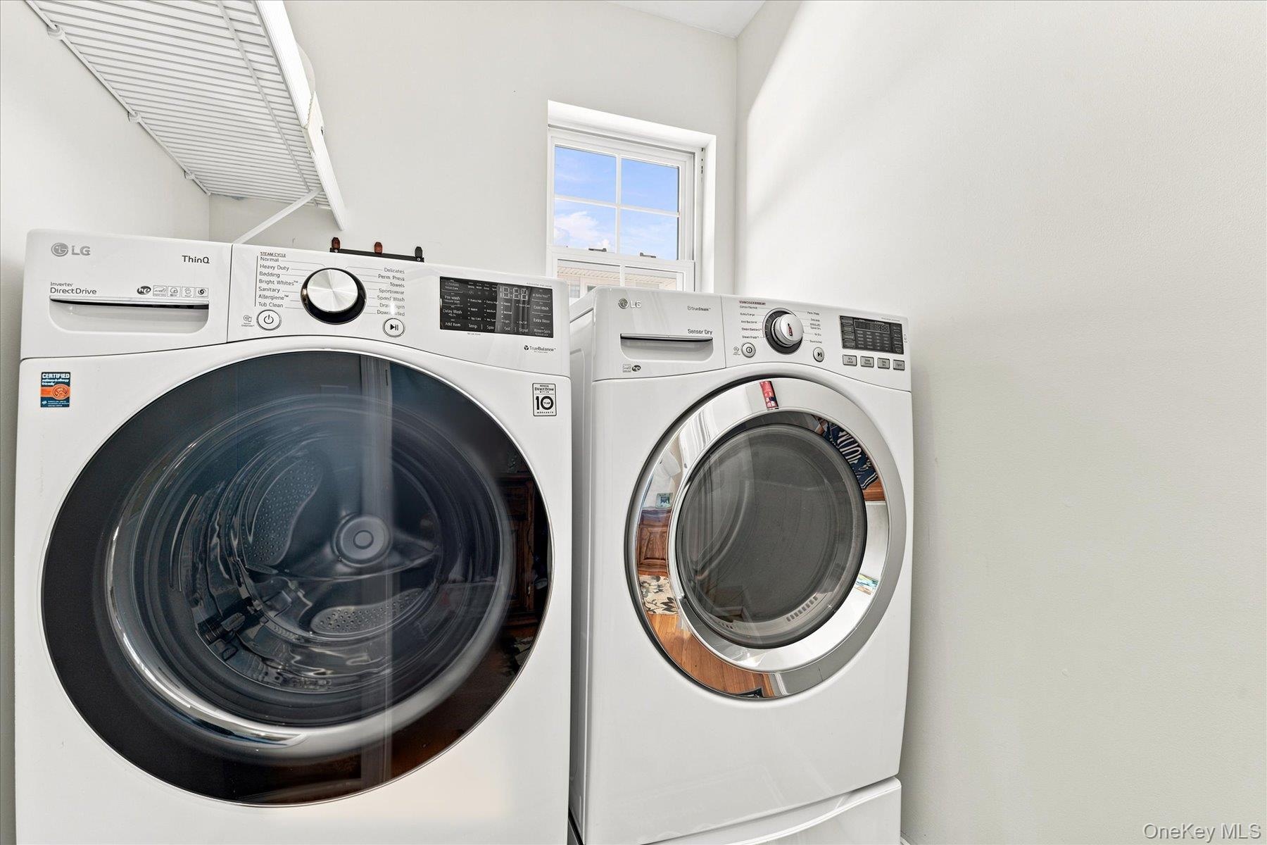 1st floor Laundry room