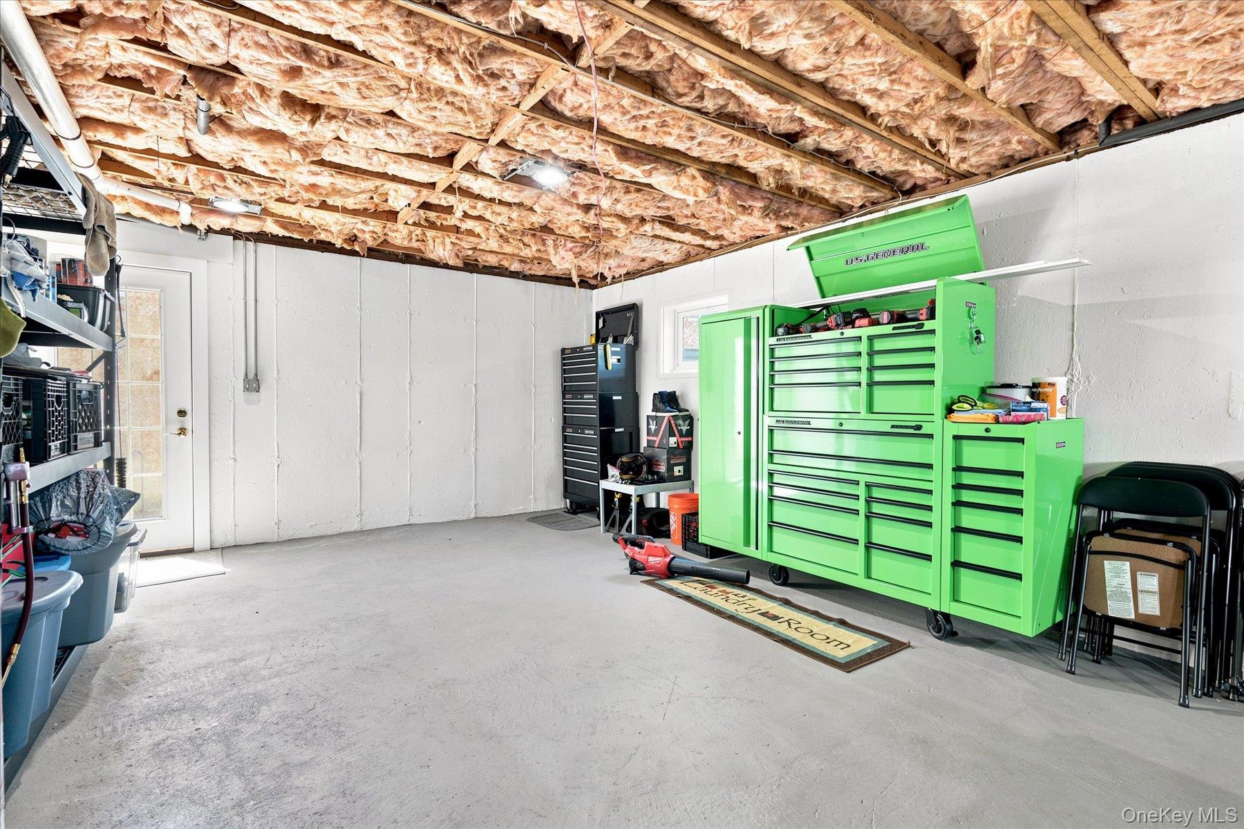 Large basement with Out side entrance,