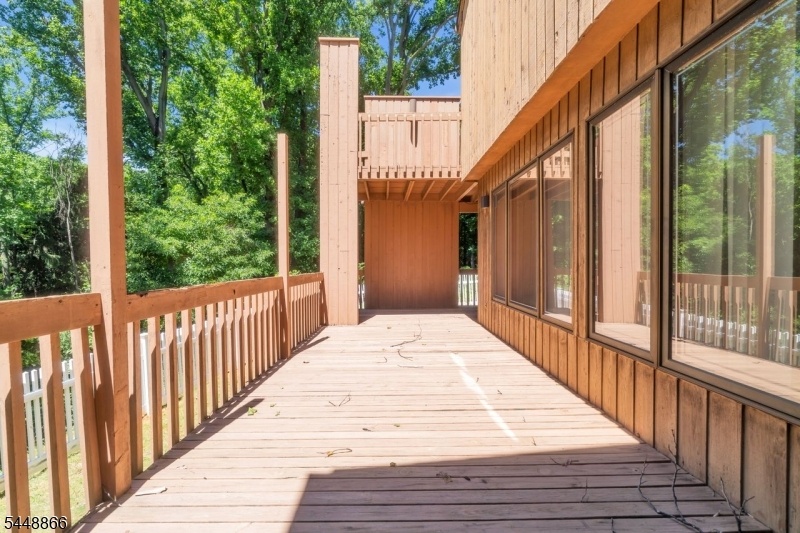 Deck - 1st level