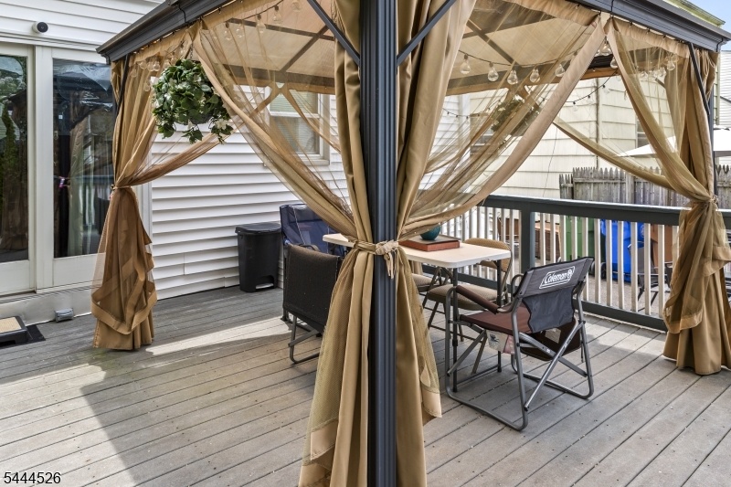 Deck 2