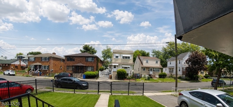 Neighborhood View