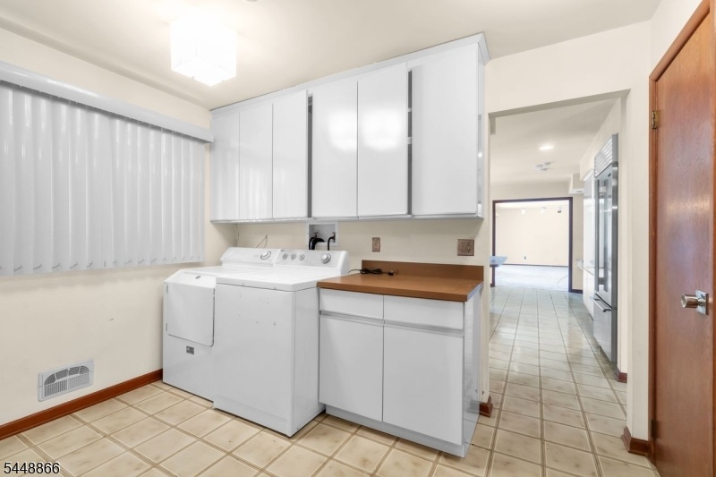 Laundry/Mud Rm