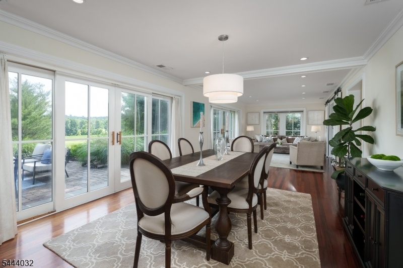 Kitchen Dining with Views