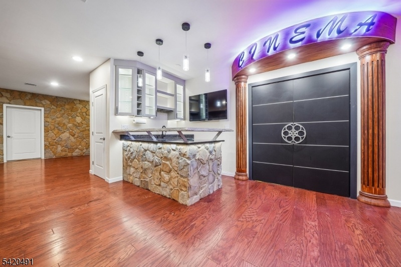 Wet Bar