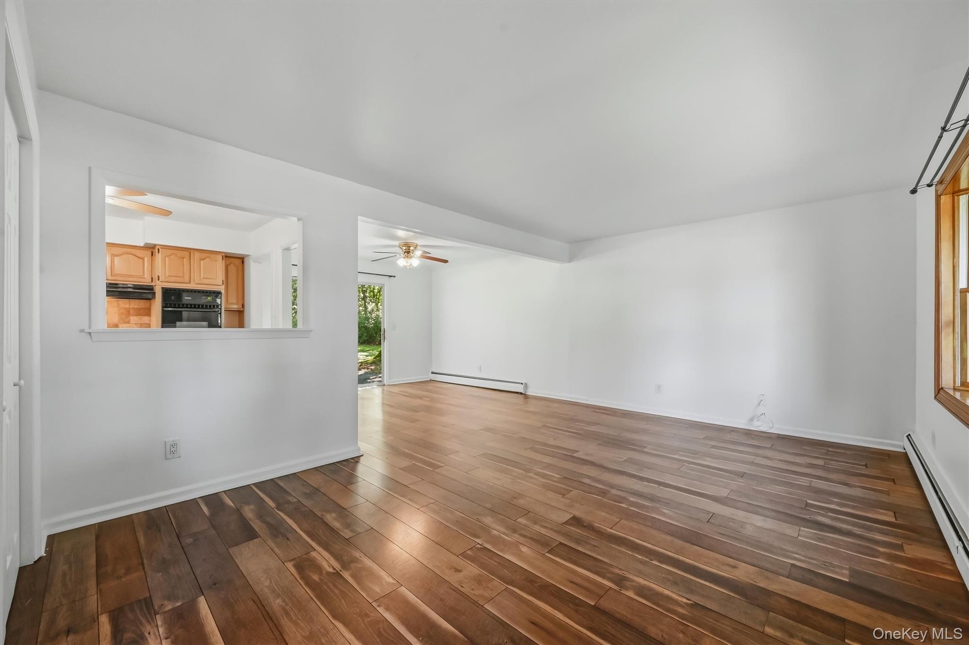 Living room - Lower level