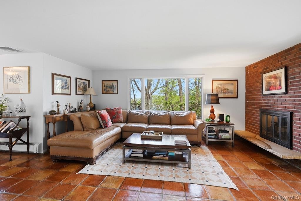 Open Great room so easy for entertaining