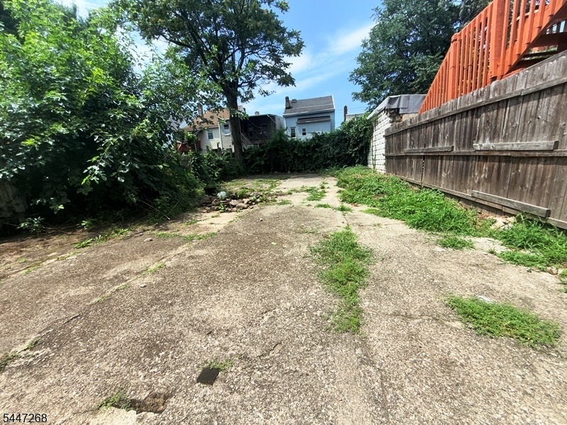 Image of listing