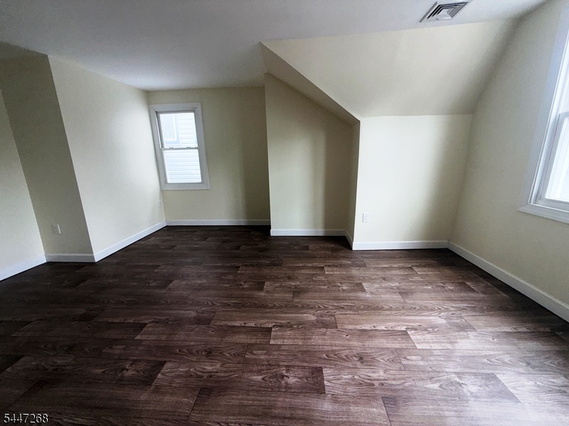 Image of listing